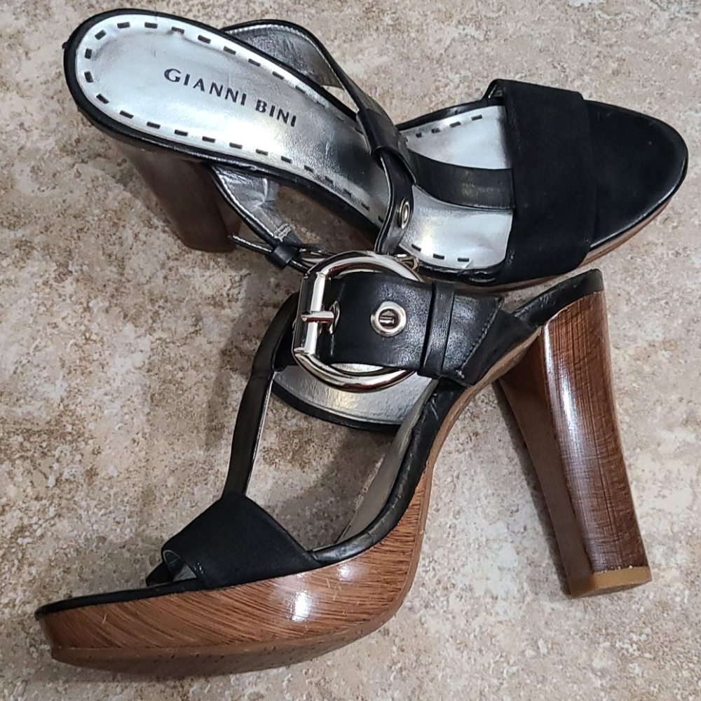CLEARANCE /Make an offer! Gianni Bini Heels sz 9.5